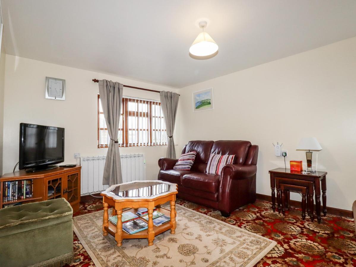Casa Mia Villa Чарлстаун Екстериор снимка